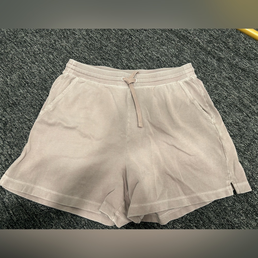 Old Navy Women's Athletic Tan Shorts *bundle for discount*
